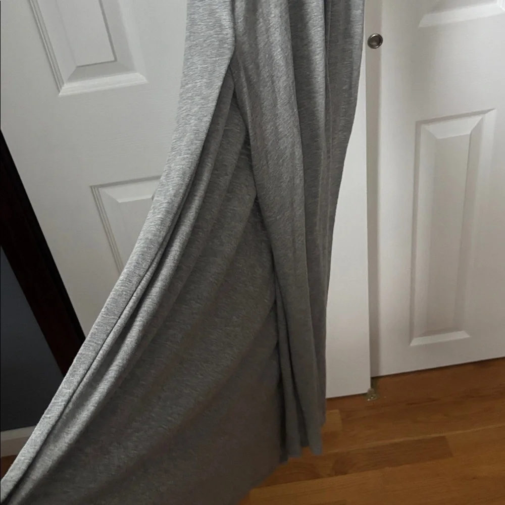 Abercrombie and Fitch Women’s Grey Racerback Maxi Dress Size Small